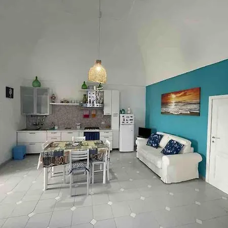 Detached House With Wonderful Sea View Дом отдыха